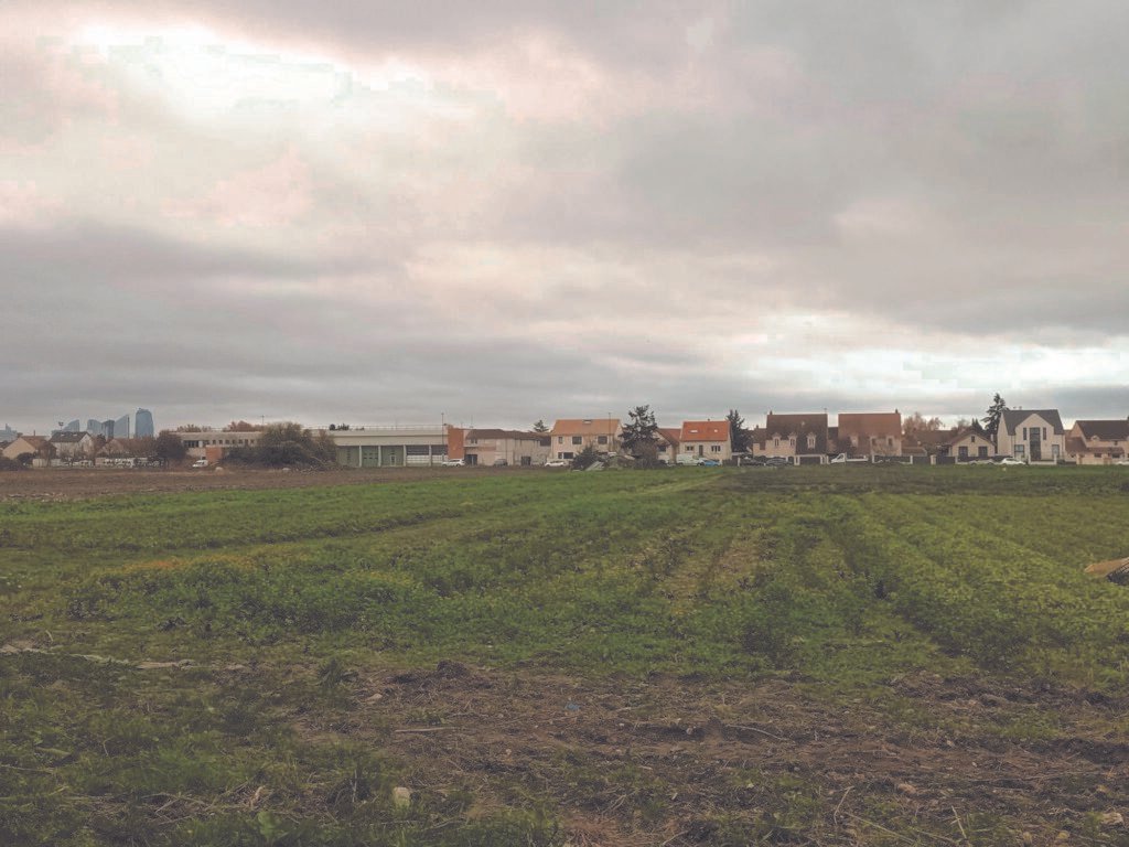 Logements sociaux: Chronique d’un gâchis à 𝗖𝗮𝗿𝗿𝗶𝗲̀𝗿𝗲𝘀-𝗦𝘂𝗿-𝗦𝗲𝗶𝗻𝗲